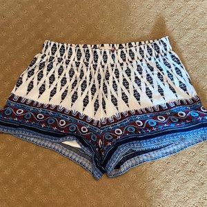 Altar’d State Flowy Patterned Shorts (size S)